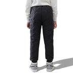 Svarta Kids' Fleece Pants bakifrån, quiltade vinterbyxor med fleecefoder