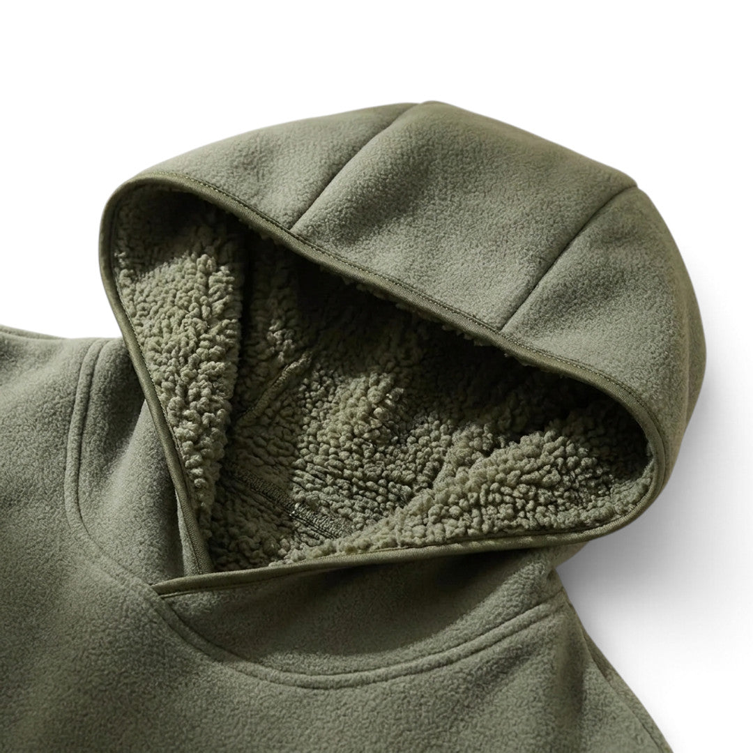 Nærbillede af den sherpaforede hætte på Sherpa Hoodie Vest